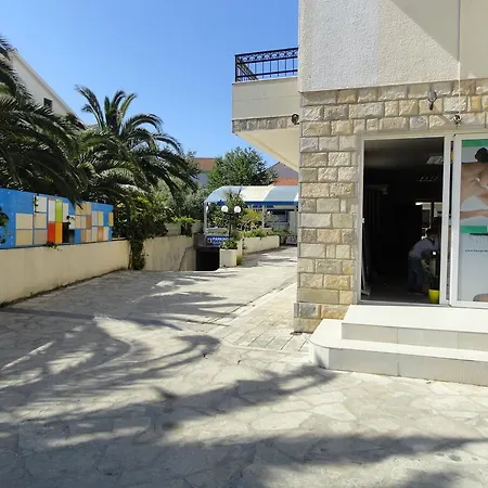 Rio Konukevi 3*